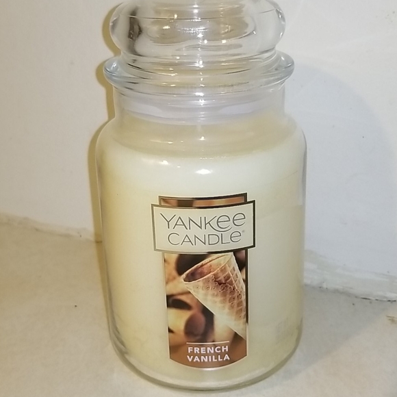 YANKEE CANDLE 22oz